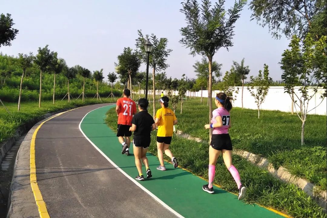 全民健身步道跑,享受运动乐趣每一天的简单介绍 全民健身步道跑,享受运动乐趣每一天的简单介绍